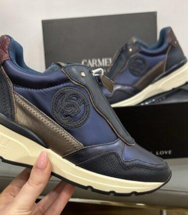 Carmela  navy zip trainers