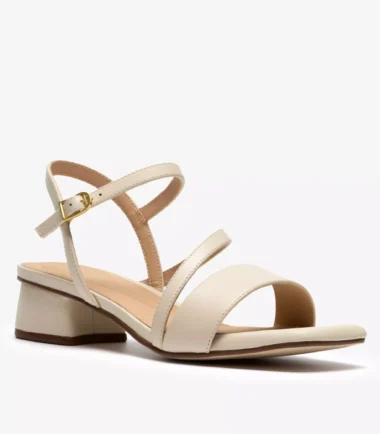 Clarks cream Serine low heels