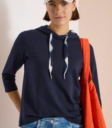 Cecil 3/4-sleeved shirt with hood and print details