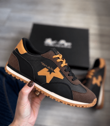 Teddy smith black star trainers